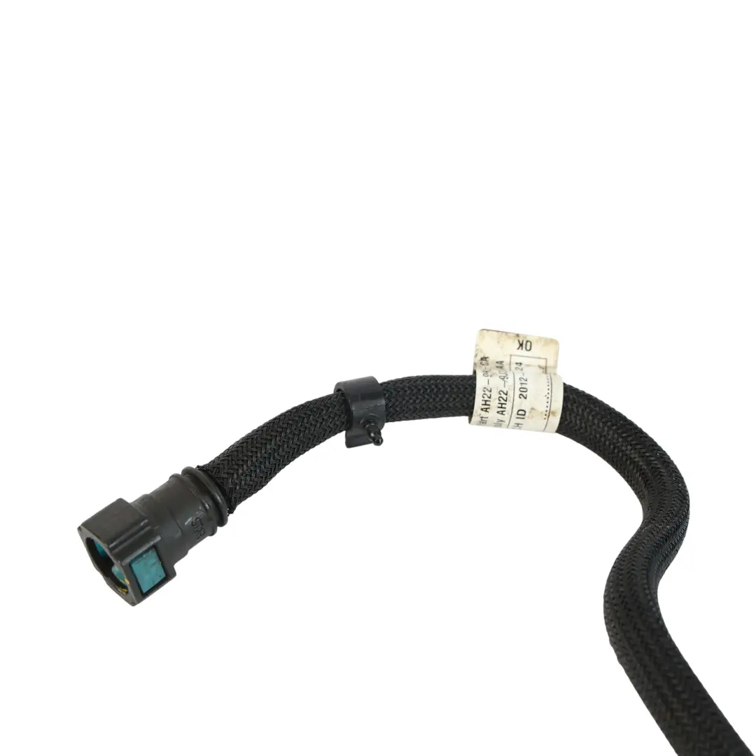 Tubo De Combustible AH229J337AA para Land Rover Discovery 4 L319 con número de pieza AH22-9J337-AA Land Rover Discovery 4 L319 Tubo De Combustible AH229J337AA - SKU AH22-9J337-AA - Número de pieza AH22-9J337-AA