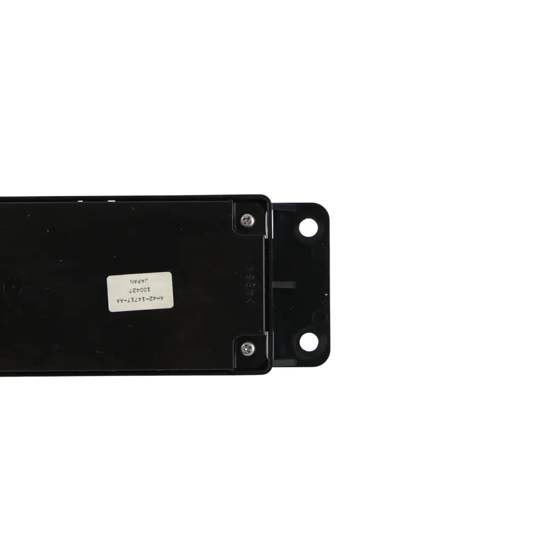 Interruttore Alzacristalli Porta Passeggero Side per Range Rover L322 con numero di parte AH42-14717-AA Range Rover L322 Interruttore Alzacristalli Porta Passeggero Side - SKU AH42-14717-AA - Numero di parte AH42-14717-AA
