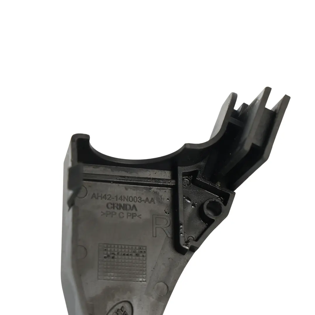 Conector Cableado Carcasa Ventilador Derecho para Range Rover L322 con número de pieza AH42-14N003-AA Range Rover L322 Conector Cableado Carcasa Ventilador Derecho - SKU AH42-14N003-AA - Número de pieza AH42-14N003-AA