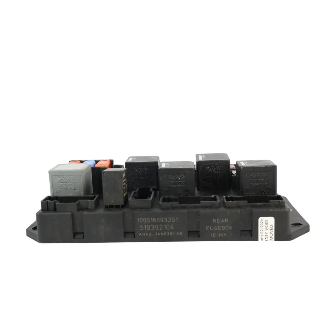 Land Rover Range Rover L322 Caja Relés Fusibles Traseros - SKU AH42-14N030-AE - Número de pieza AH42-14N030-AE