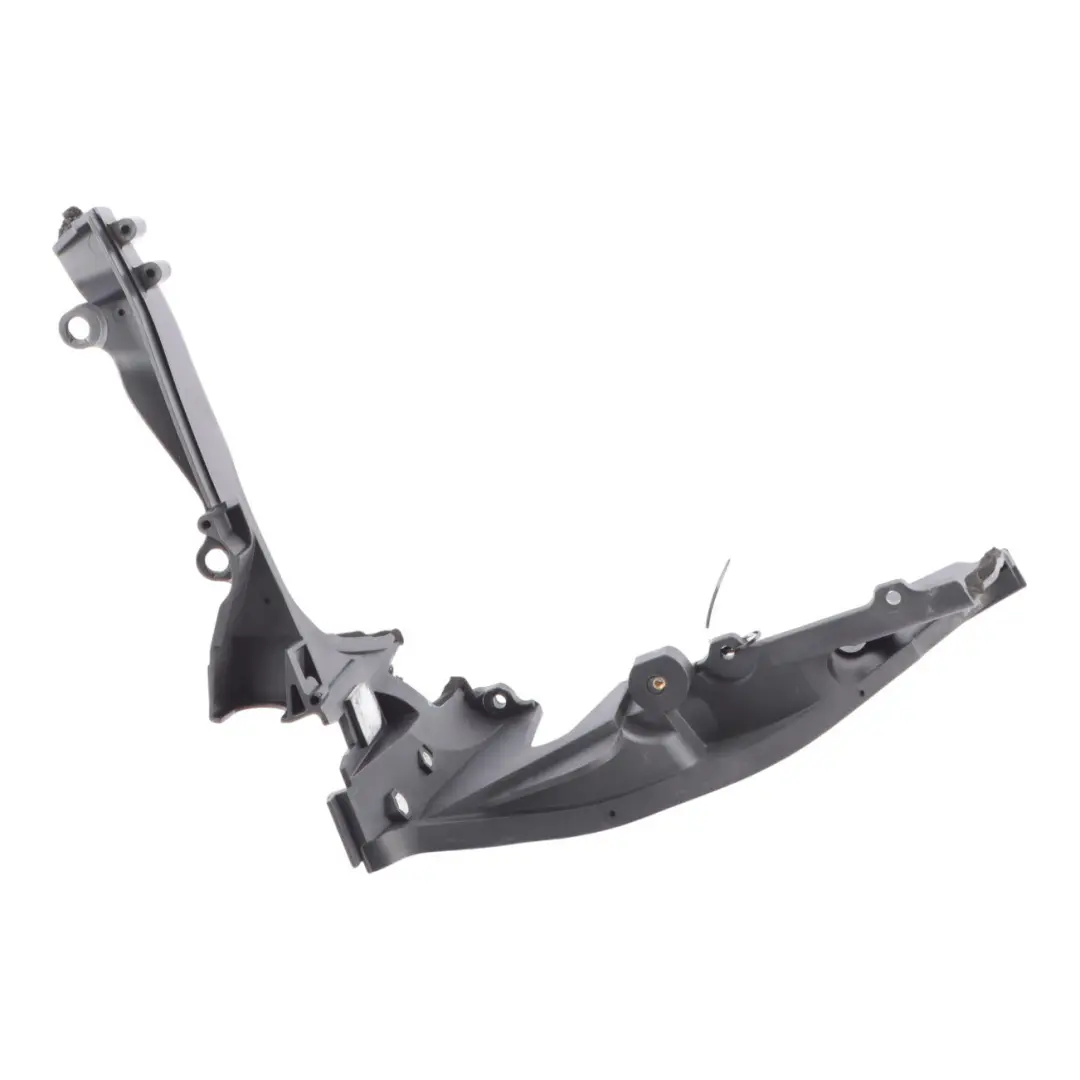 Range Rover Mk3 L322 Brake Servo Mount Bracket Panel Right O/S - SKU AH42-18D584 - Part number AH42-18D584