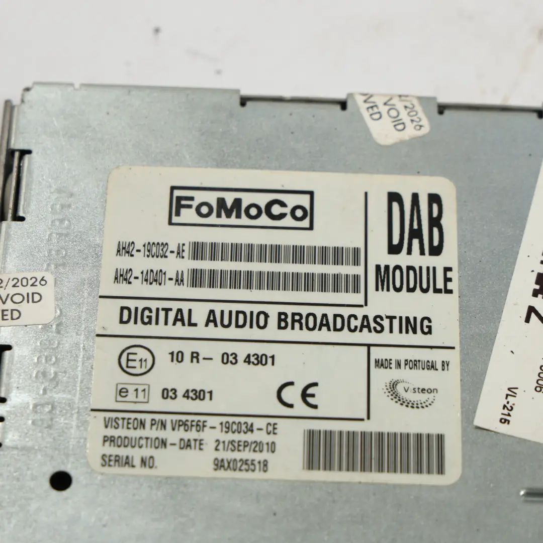 Moduł Odbiornika Radiowego DAB do Land Rover Discovery 4 L319 o numerze AH42-19C032-AE Land Rover Discovery 4 L319 Moduł Odbiornika Radiowego DAB - SKU AH42-19C032-AE - Numer Części AH42-19C032-AE