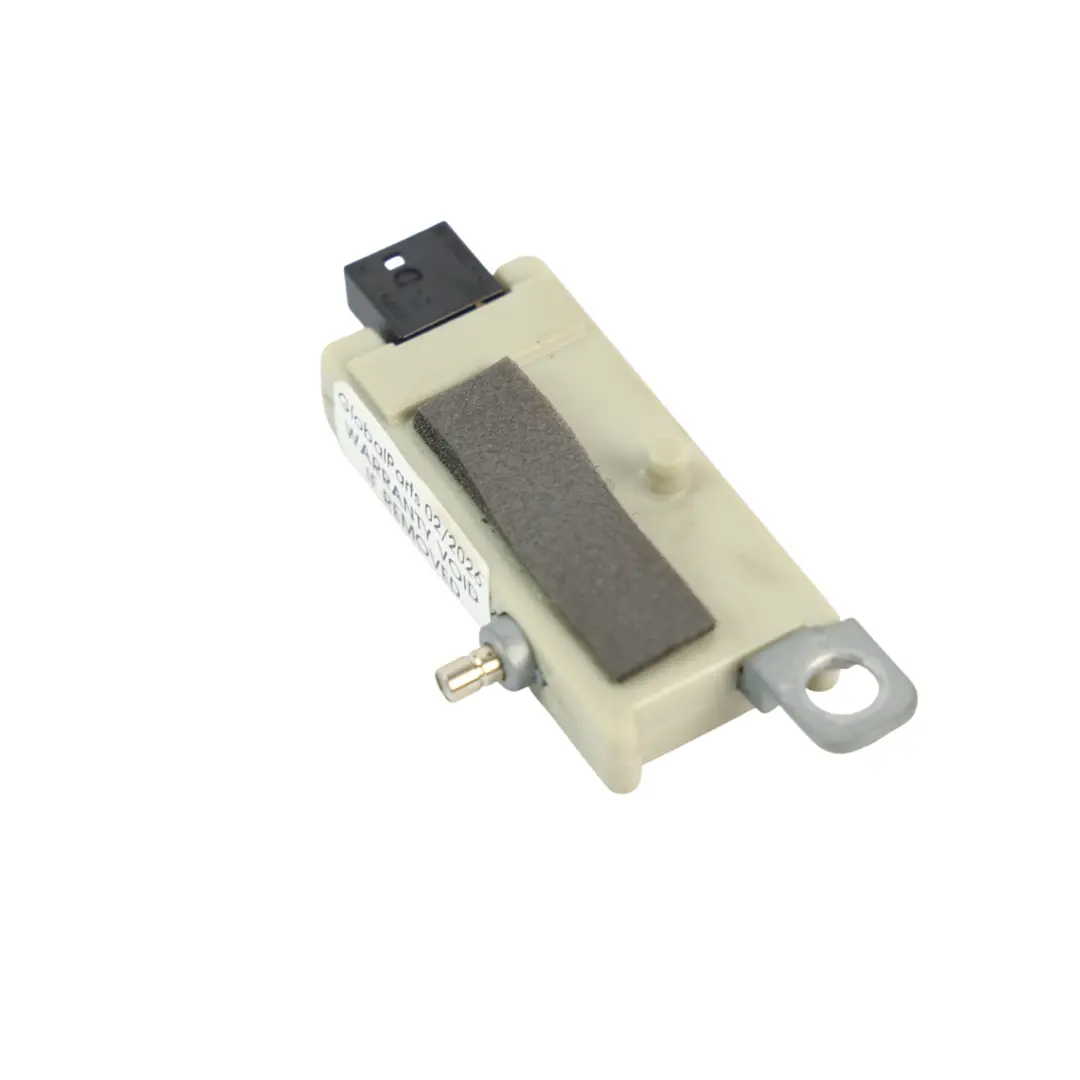 Module Amplificateur Antenne pour Land Rover Range Rover L322 à propos du numéro de pièce AH42-19G255-AA Land Rover Range Rover L322 Module Amplificateur Antenne - SKU AH42-19G255-AA - Numéro de pièce AH42-19G255-AA