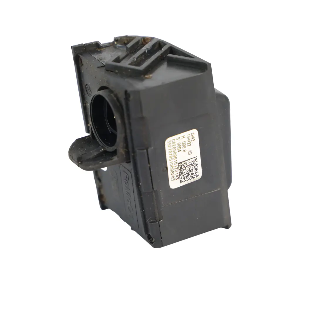 Caméra Coffre Arrière Intégrée Hayon pour Range Rover L322 à propos du numéro de pièce AH42-19H422-AD Range Rover L322 Caméra Coffre Arrière Intégrée Hayon - SKU AH42-19H422-AD - Numéro de pièce AH42-19H422-AD