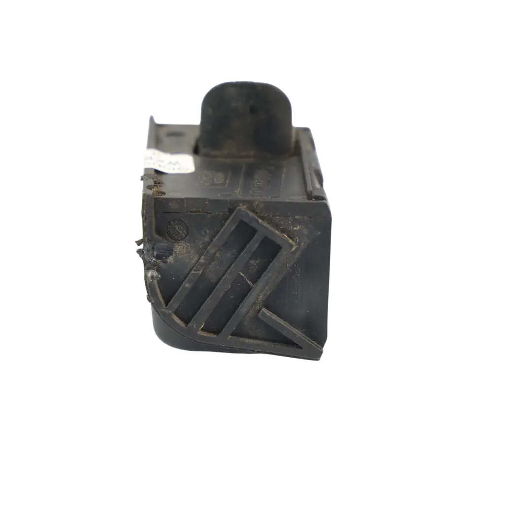 Caméra Coffre Arrière Intégrée Hayon pour Range Rover L322 à propos du numéro de pièce AH42-19H422-AD Range Rover L322 Caméra Coffre Arrière Intégrée Hayon - SKU AH42-19H422-AD - Numéro de pièce AH42-19H422-AD