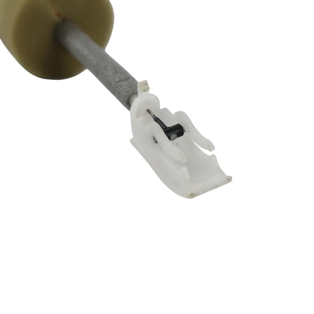 Cable De Desbloqueo Puerta Trasera Interior para Range Rover L322 con número de pieza AH42-265B10-AA Range Rover L322 Cable De Desbloqueo Puerta Trasera Interior - SKU AH42-265B10-AA - Número de pieza AH42-265B10-AA