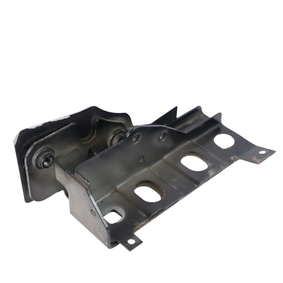 Uchwyt Reflektora Chłodnicy Prawy do Land Rover Discovery 4 L319 o numerze ASU780221 Land Rover Discovery 4 L319 Uchwyt Reflektora Chłodnicy Prawy - SKU ASU780221 - Numer Części ASU780221