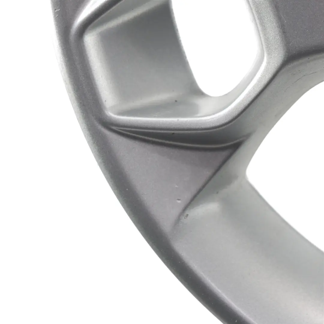 Jante En Alliage Argentée 15" 6J ET:47.5 pour Ford Fiesta Mk7 à propos du numéro de pièce BA6J-1007-GA Ford Fiesta Mk7 Jante En Alliage Argentée 15" 6J ET:47.5 - SKU BA6J-1007-GA-1 - Numéro de pièce BA6J-1007-GA