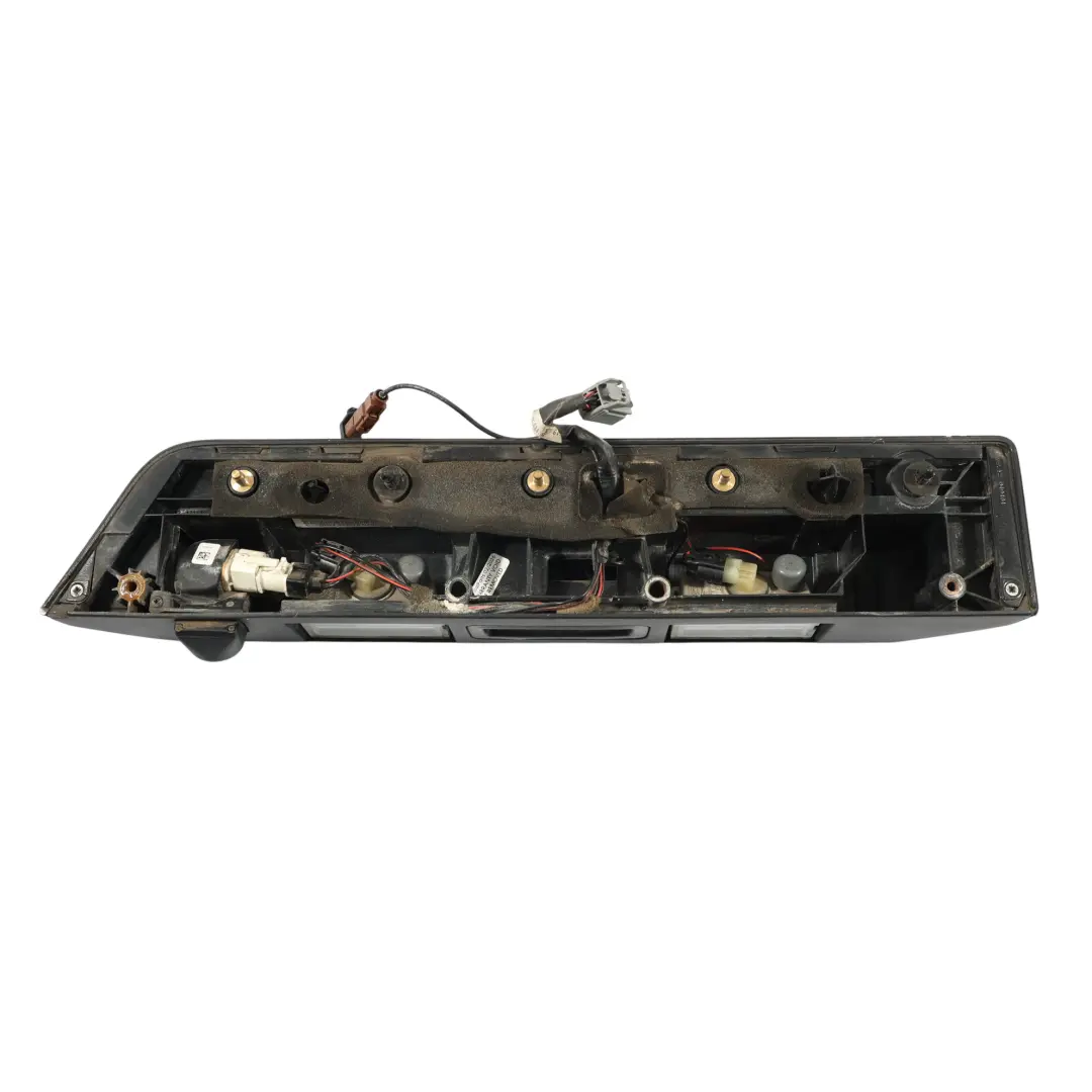 Maniglia Telecamera Santorini Black-820 per Land Rover Discovery L319 con numero di parte BH22-431E76-BA Land Rover Discovery L319 Maniglia Telecamera Santorini Black-820 - SKU BH22-431E76-BA-SAB - Numero di parte BH22-431E76-BA