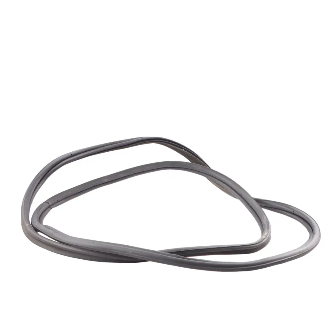 Seal Gasket Rubber Surround to Range Rover Sport L320 Rear Tailgate with Part number BHK790022 Range Rover Sport L320 Rear Tailgate Seal Gasket Rubber Surround - SKU BHK790022 - Part number BHK790022