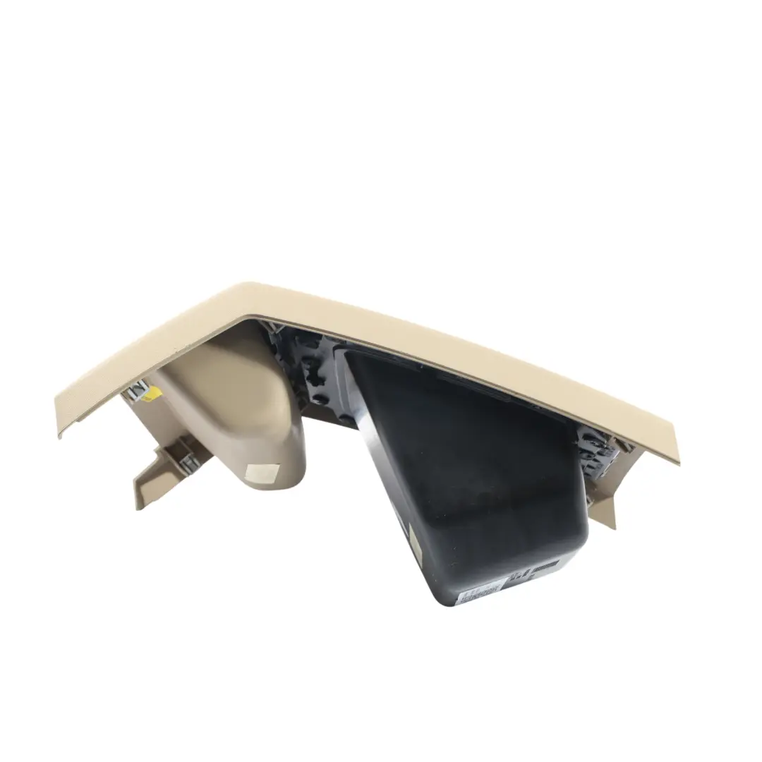 Range Rover Evoque L538 Plateau Finition Arrière Console Centrale - SKU BJ32-04569-AA - Numéro de pièce BJ32-04569-AA