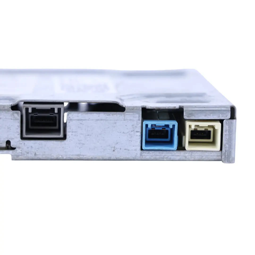 Entertainment Controle Module to Land Rover Discovery 4 L319 Family with Part number BJ32-11E001-AD Land Rover Discovery 4 L319 Family Entertainment Controle Module - SKU BJ32-11E001-AD - Part number BJ32-11E001-AD