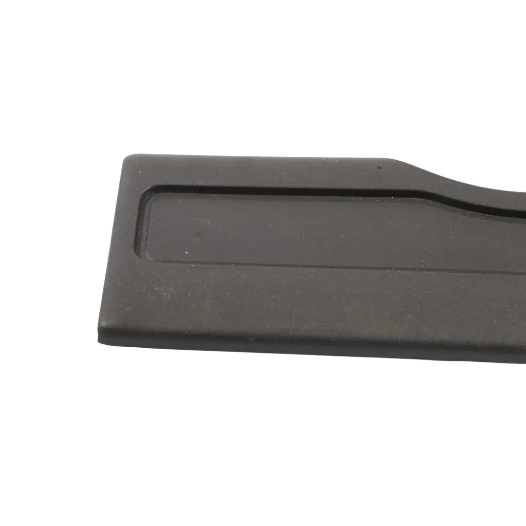 Listwa Progowa Drzwi Lewy Tył do Range Rover Evoque L538 o numerze BJ32-13245-AEW Range Rover Evoque L538 Listwa Progowa Drzwi Lewy Tył - SKU BJ32-13245-AEW - Numer Części BJ32-13245-AEW