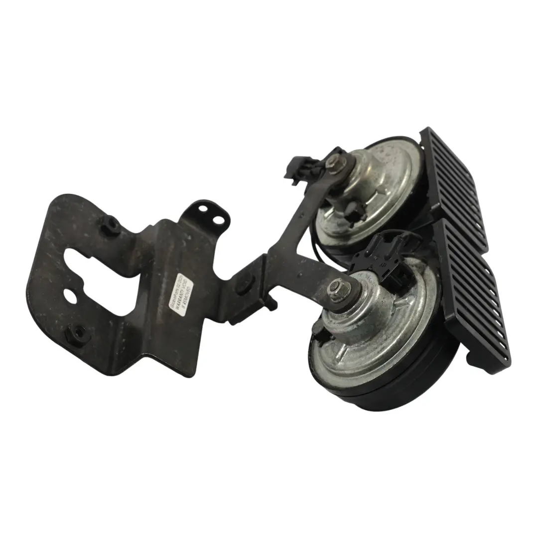 Signal Horn Double to Land Rover Discovery Sport L550 Electric with Part number BJ32-13A803-AD Land Rover Discovery Sport L550 Electric Signal Horn Double - SKU BJ32-13A803-AD - Part number BJ32-13A803-AD