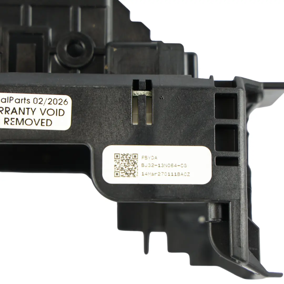 Blinker Wischer Stiel Halterung für Land Rover Freelander 2 L359 mit Teilenummer BJ32-13N064-CG Land Rover Freelander 2 L359 Blinker Wischer Stiel Halterung - SKU BJ32-13N064-CG - Teilenummer BJ32-13N064-CG