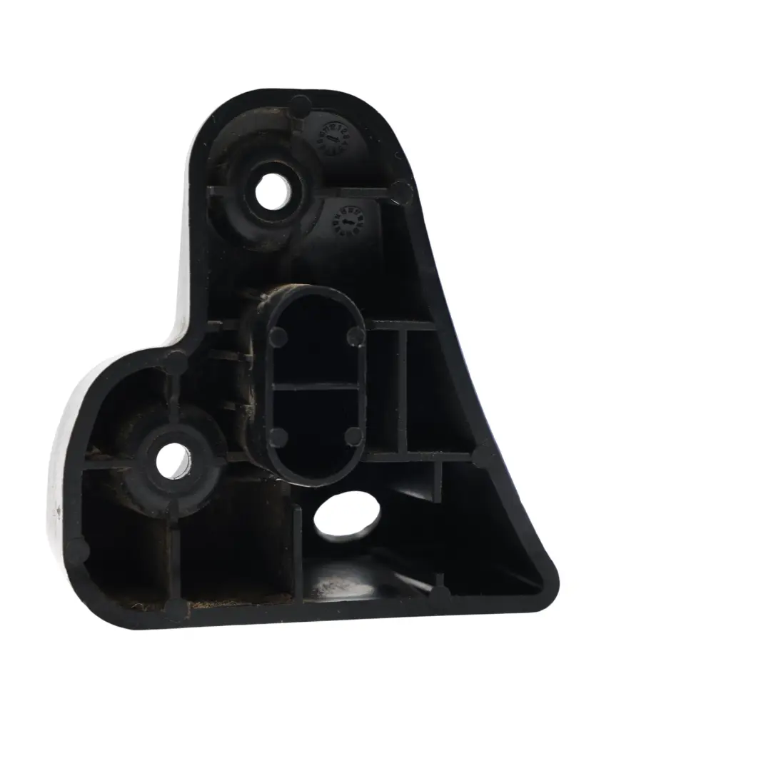 Range Rover Evoque L538 Support Fixation Pare-Chocs Arrière Droit - SKU BJ32-17B918-AB - Numéro de pièce BJ32-17B918-AB