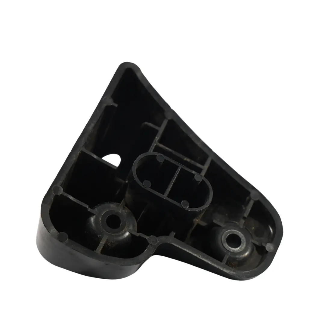 Range Rover L538 Soporte Montaje Parachoques Trasero Izquierdo - SKU BJ32-17B919-AB - Número de pieza BJ32-17B919-AB