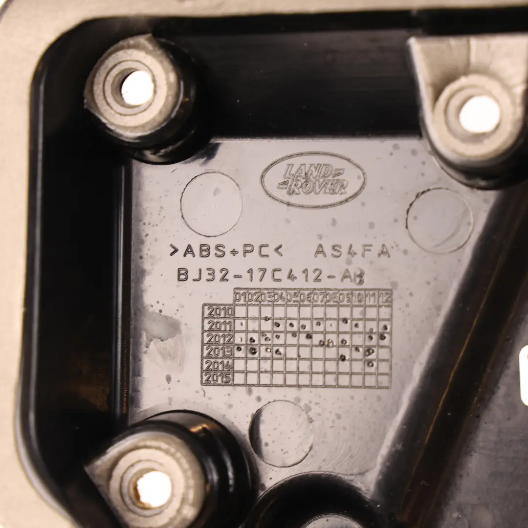 Cache Moteur D'Essuie Glace Arrière Noir pour Range Rover Evoque L538 à propos du numéro de pièce BJ32-17C412-AB Range Rover Evoque L538 Cache Moteur D'Essuie Glace Arrière Noir - SKU BJ32-17C412-AB - Numéro de pièce BJ32-17C412-AB