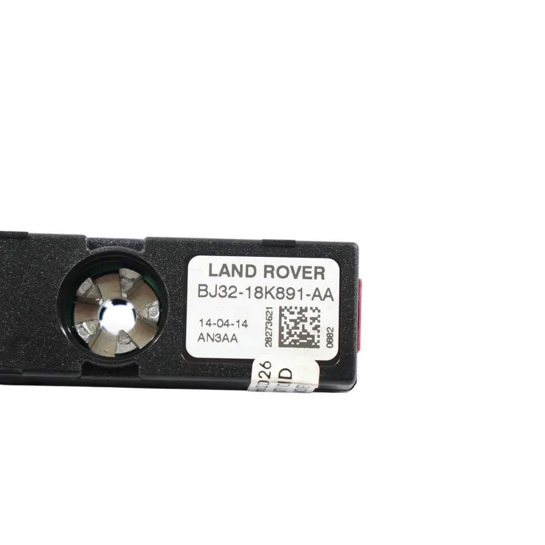 Aerial Antenna Amplifier Module Unit to Range Rover Evoque L538 with Part number BJ32-18K891-AA Range Rover Evoque L538 Aerial Antenna Amplifier Module Unit - SKU BJ32-18K891-AA - Part number BJ32-18K891-AA
