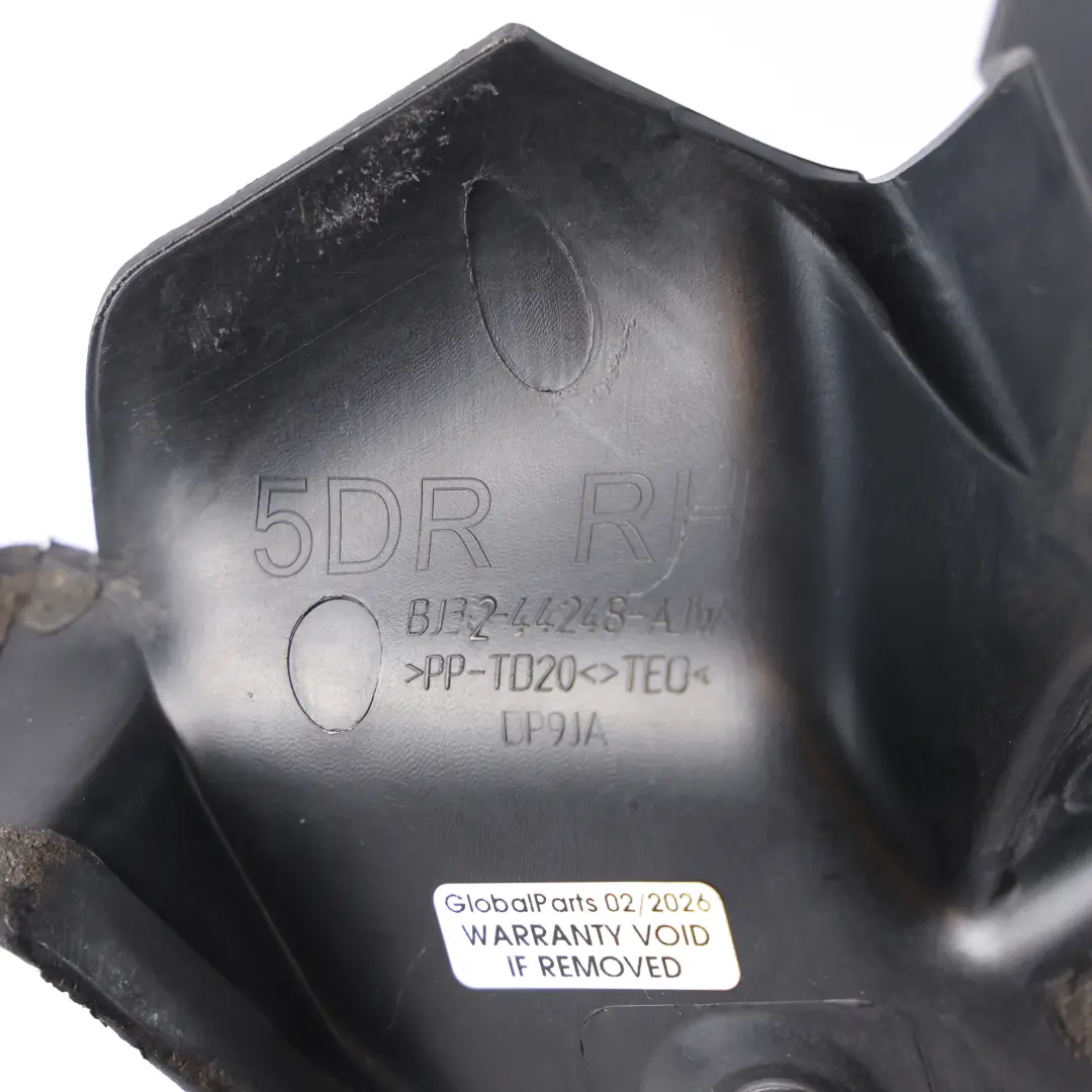 Osłona Zawiasu Klapy Bagażnika Prawa do Range Rover Evoque L538 o numerze BJ32-44248-AJW Range Rover Evoque L538 Osłona Zawiasu Klapy Bagażnika Prawa - SKU BJ32-44248-AJW - Numer Części BJ32-44248-AJW