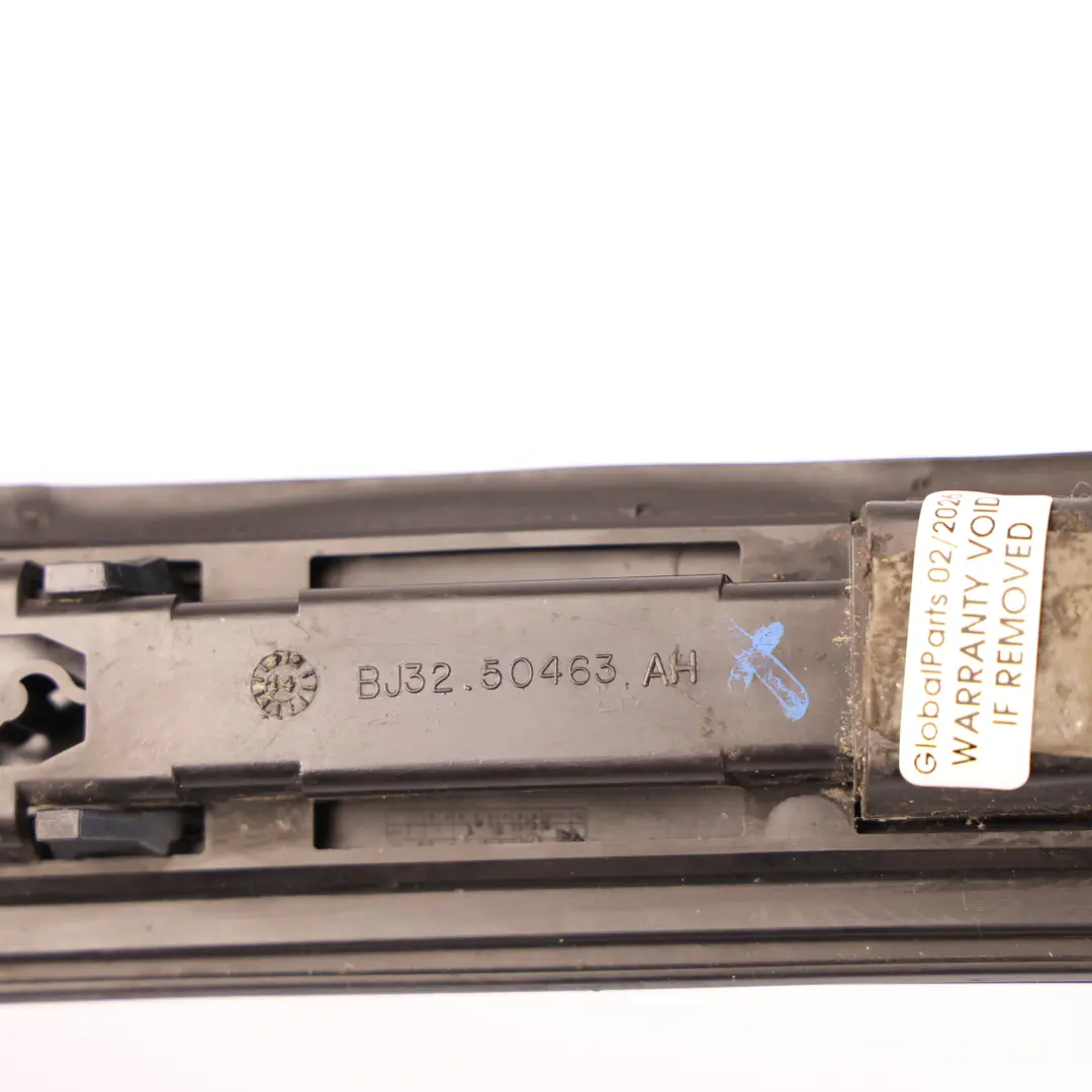 Techo Moldura Cubierta Tira Trasera Izquierda para Range Rover L538 con número de pieza BJ32-50463-AH Range Rover L538 Techo Moldura Cubierta Tira Trasera Izquierda - SKU BJ32-50463-AH - Número de pieza BJ32-50463-AH