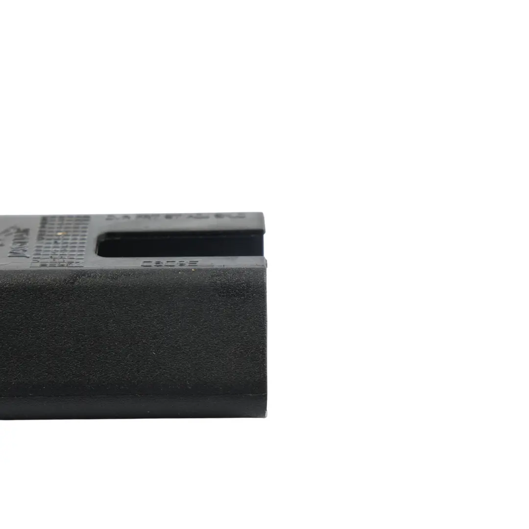 Sitzschienen Verkleidung Vorne Rechts für Range Rover Evoque L538 mit Teilenummer BJ32-66410-AAW Range Rover Evoque L538 Sitzschienen Verkleidung Vorne Rechts - SKU BJ32-66410-AAW - Teilenummer BJ32-66410-AAW