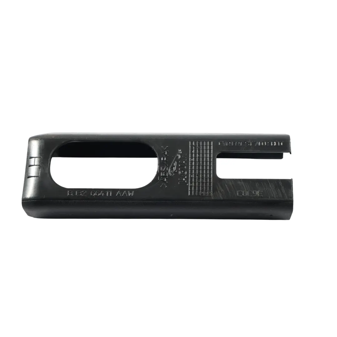 Rivestimento Guide Sedili Anteriore Sinistro per Range Rover Evoque con numero di parte BJ32-66411-AAW Range Rover Evoque Rivestimento Guide Sedili Anteriore Sinistro - SKU BJ32-66411-AAW - Numero di parte BJ32-66411-AAW