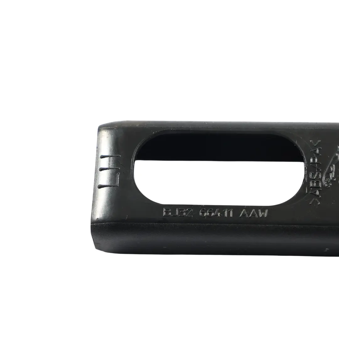 Rivestimento Guide Sedili Anteriore Sinistro per Range Rover Evoque con numero di parte BJ32-66411-AAW Range Rover Evoque Rivestimento Guide Sedili Anteriore Sinistro - SKU BJ32-66411-AAW - Numero di parte BJ32-66411-AAW