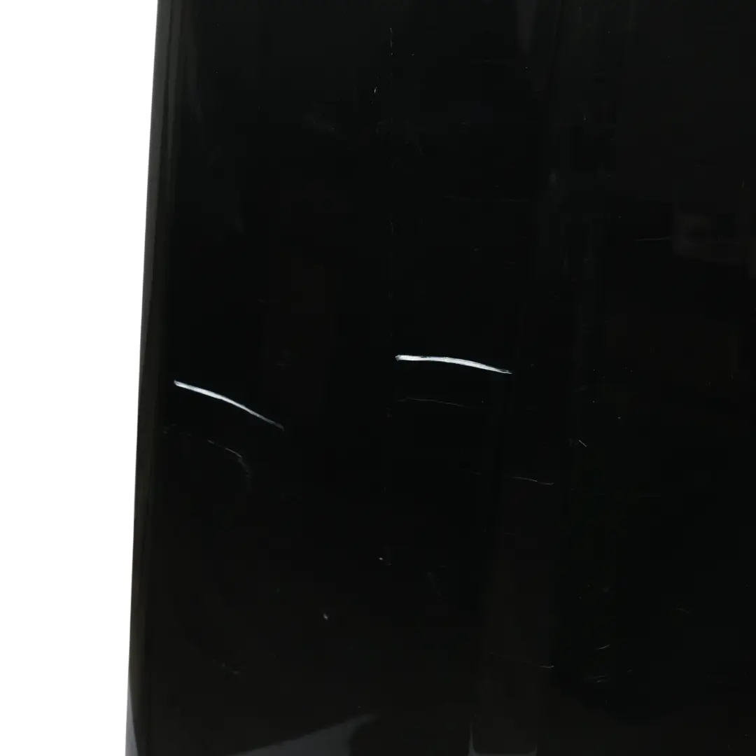 Maska Pokrywa Silnika Santorini Black - 820 do Land Rover Discovery 4 L319 o numerze BKA780040 Land Rover Discovery 4 L319 Maska Pokrywa Silnika Santorini Black - 820 - SKU BKA780040-SAB - Numer Części BKA780040