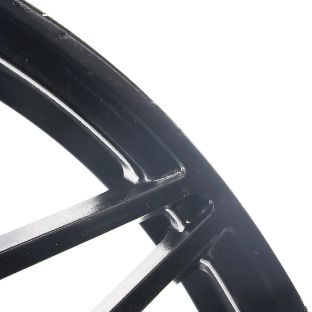 Jante Alliage 19" 8J ET:35 pour BMW F80 M3 à propos du numéro de pièce BMW-VIA-19 BMW F80 M3 Jante Alliage 19" 8J ET:35 - SKU BMW-VIA-19-7 - Numéro de pièce BMW-VIA-19