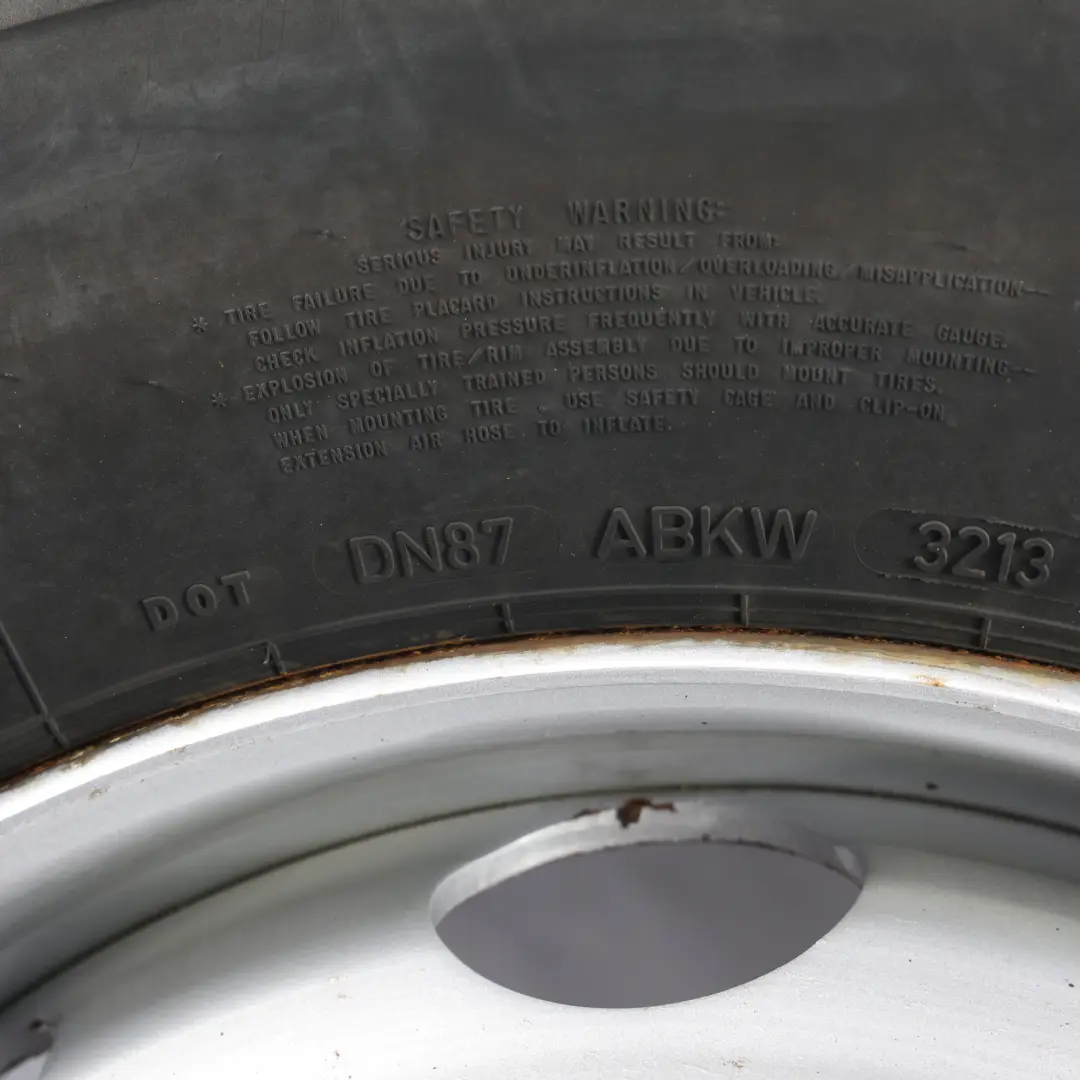 Tyre Dunlop SP344 295/80 Steel Wheel 22.5" 8.25J 17042804 to DAF with Part number BTRW DAF Tyre Dunlop SP344 295/80 Steel Wheel 22.5" 8.25J 17042804 - SKU BTRW-1 - Part number BTRW