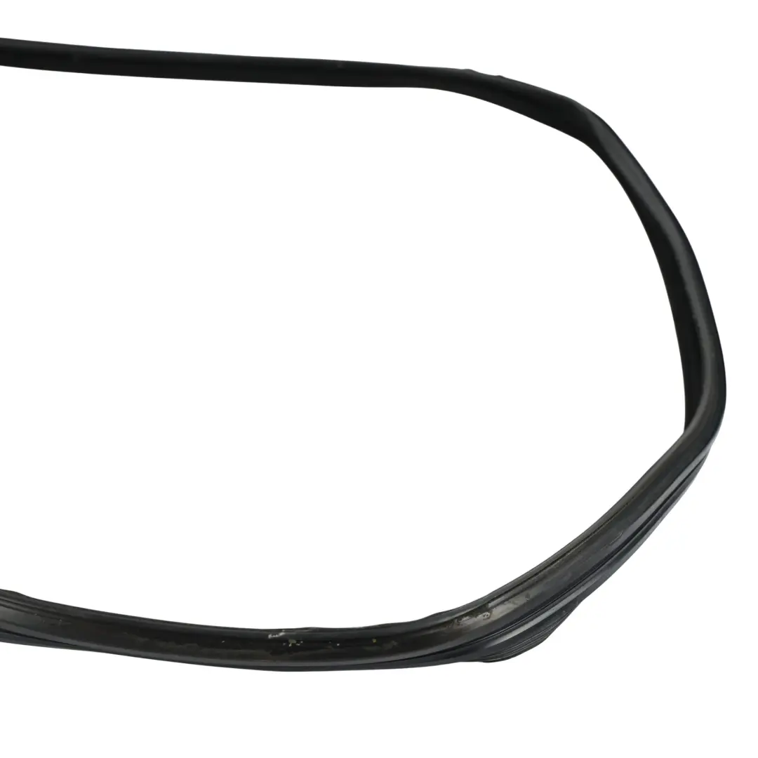 Land Rover Discovery L319 Window Door Glass Seal Front Right O/S 6H22-202K94-AD - SKU CFE500820 - Part number CFE500820