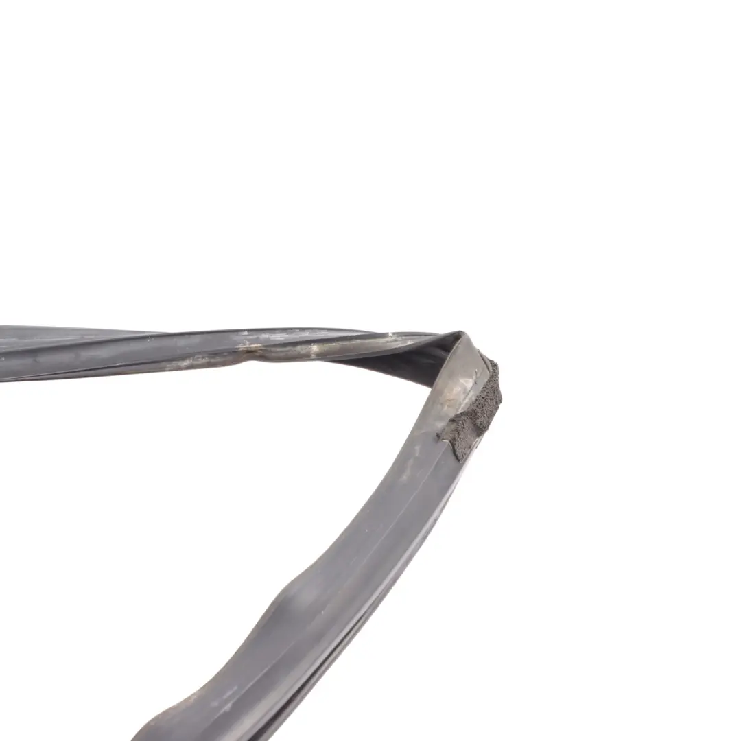 Range Rover L322 Door Window Guide Seal Gasket Rear Left N/S XH42-25476-BA - SKU CGE000374 - Part number CGE000374