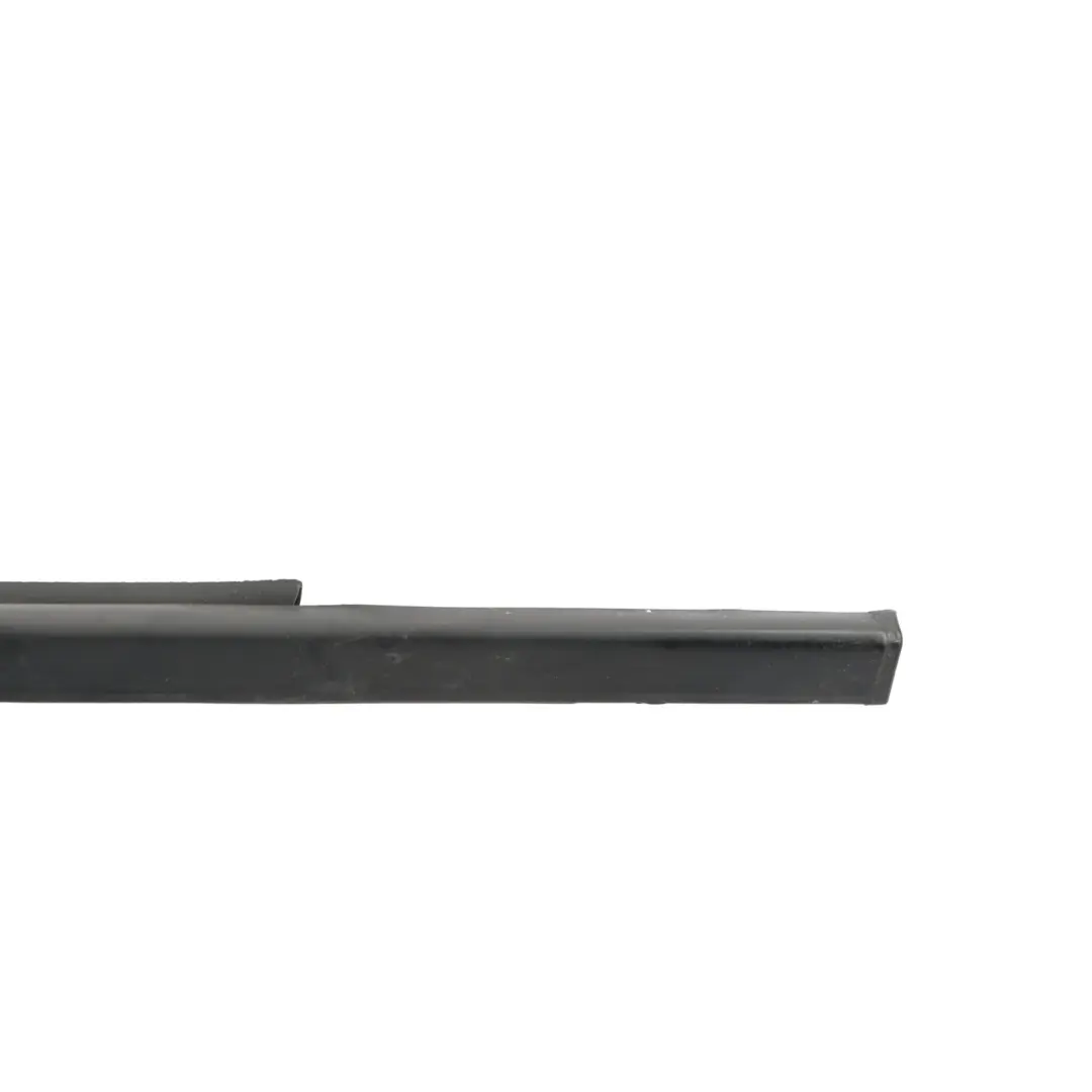 Range Rover Sport L320 Front Door Weatherstrip Moulding Strip Left N/S - SKU CGE000870 - Part number CGE000870