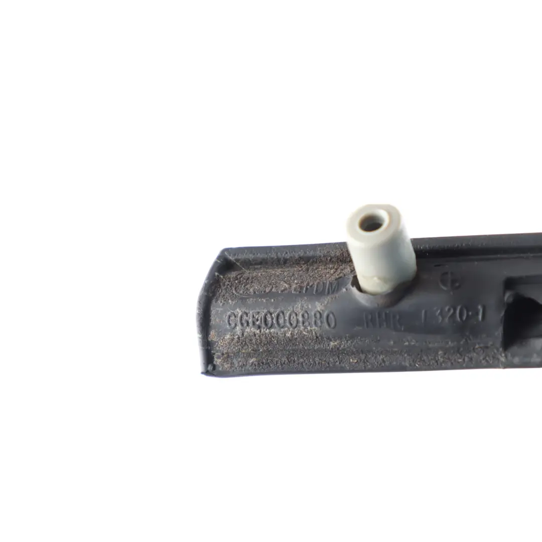 Range Rover Sport L320 Rear Door Weatherstrip Moulding Strip Right O/S - SKU CGE000880 - Part number CGE000880