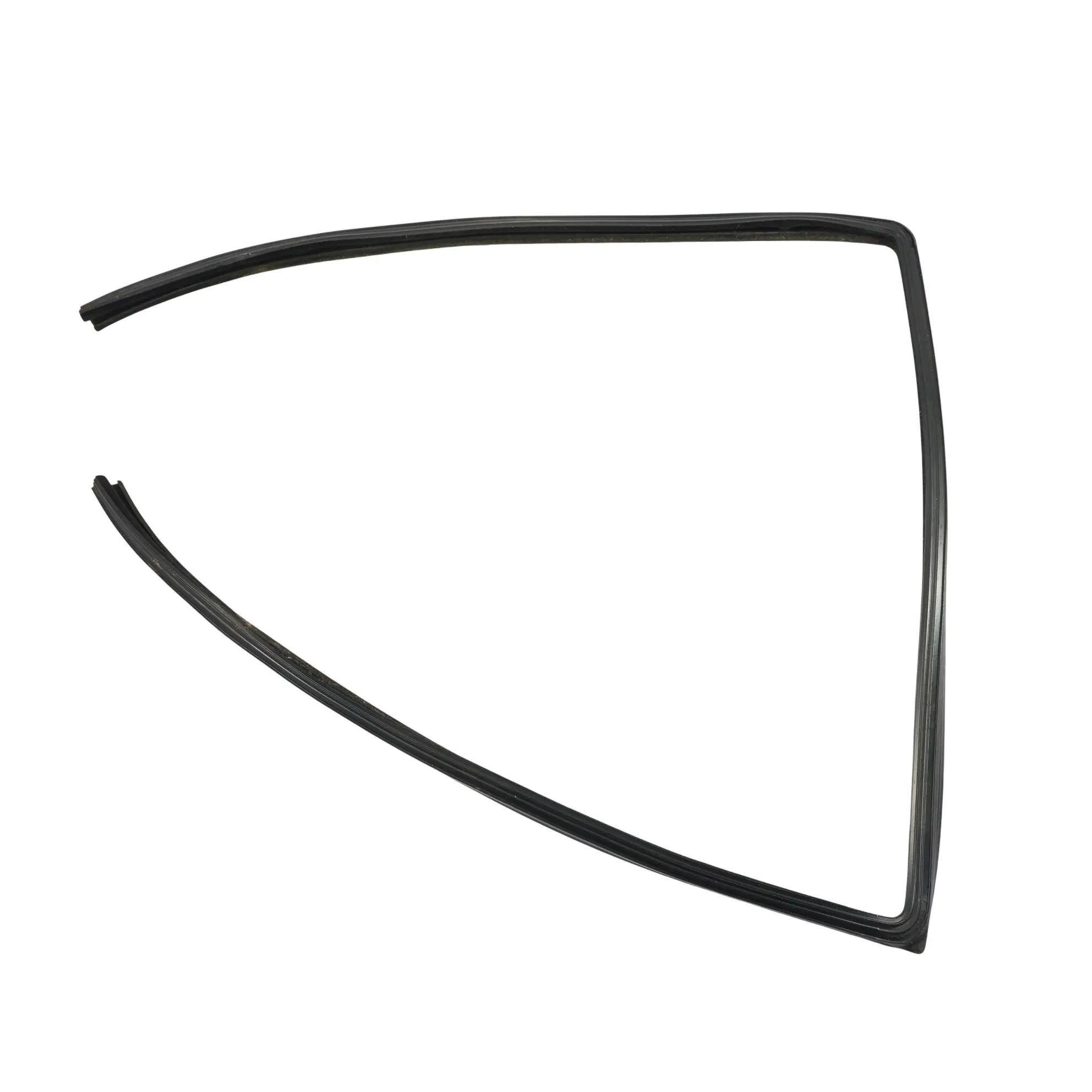 Range Rover L320 Door Window Guide Seal Gasket Rear Right O/S CGE500760