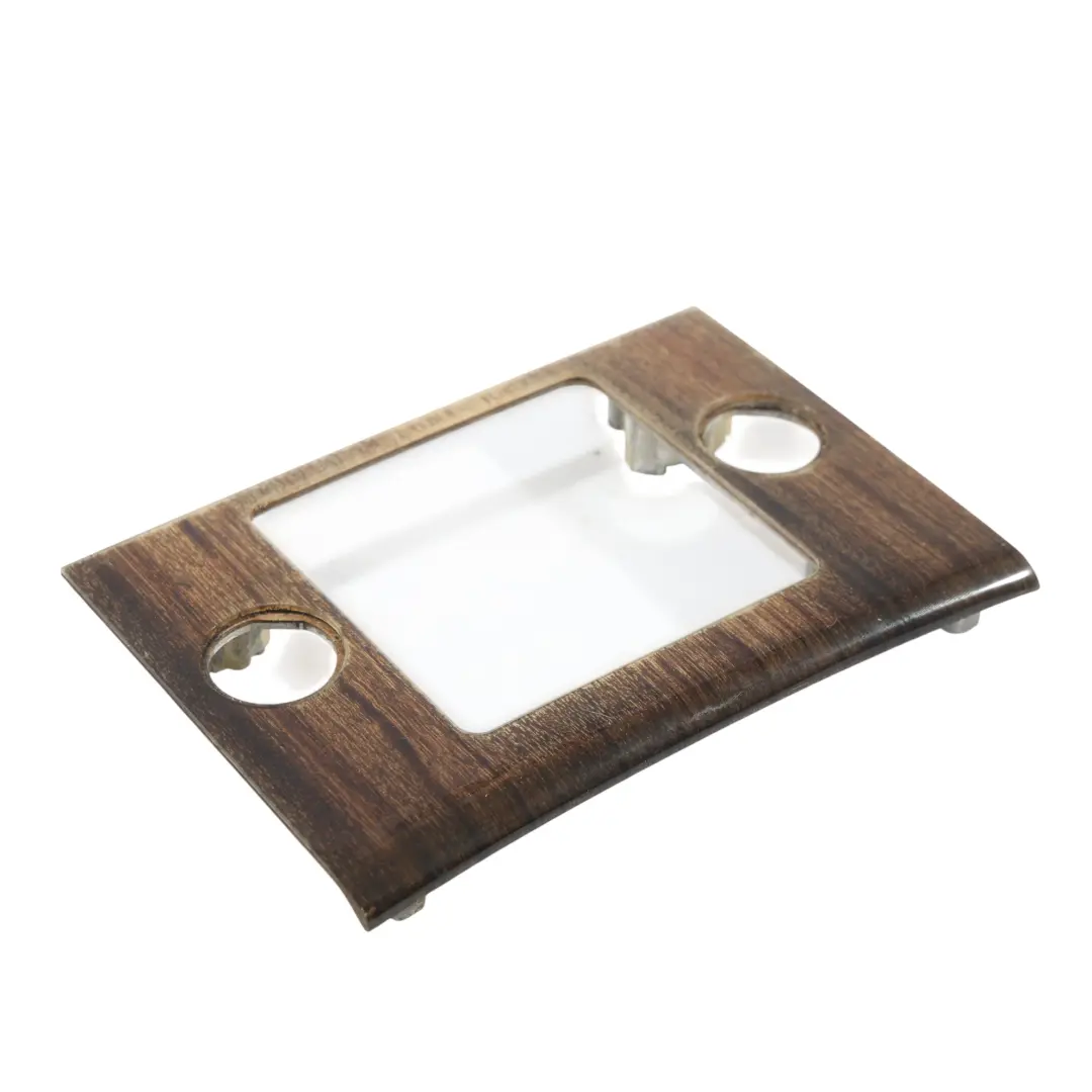 Pannello Copertura Console Centrale per Land Rover Discovery 4 L319 con numero di parte CH22-045B44-A Land Rover Discovery 4 L319 Pannello Copertura Console Centrale - SKU CH22-045B44-A - Numero di parte CH22-045B44-A