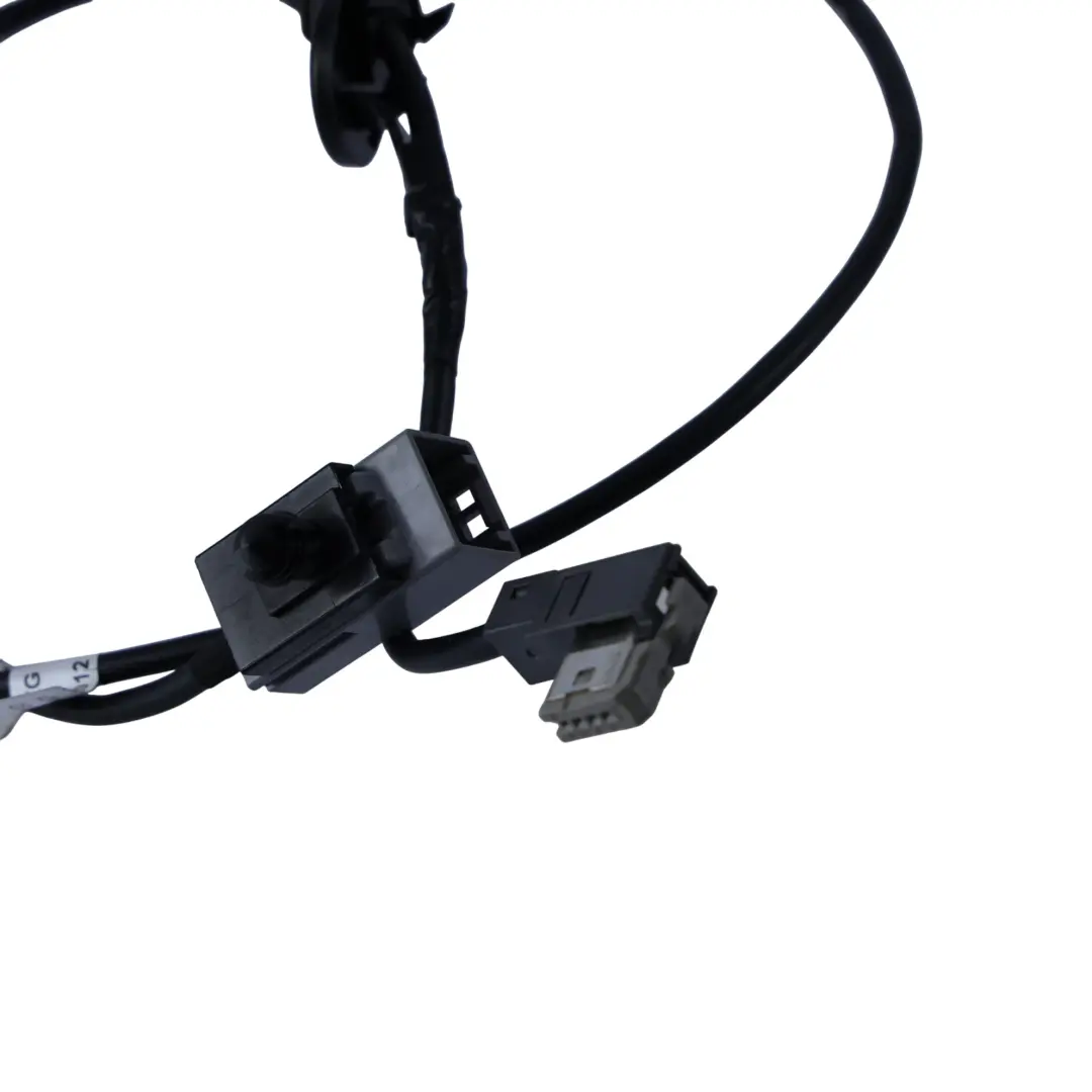 Centre Console Armrest Wiring Cable to Land Rover Discovery 4 L319 with Part number CH22-14D202-BA Land Rover Discovery 4 L319 Centre Console Armrest Wiring Cable - SKU CH22-14D202-BA - Part number CH22-14D202-BA