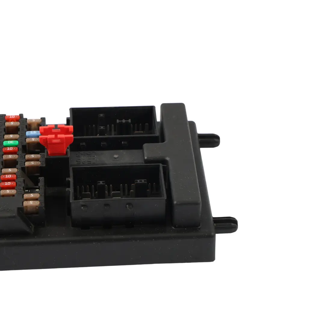 Junction Fuse Box Control Module to Land Rover Discovery 4 L319 with Part number CH22-14F041-BC Land Rover Discovery 4 L319 Junction Fuse Box Control Module - SKU CH22-14F041-BC - Part number CH22-14F041-BC