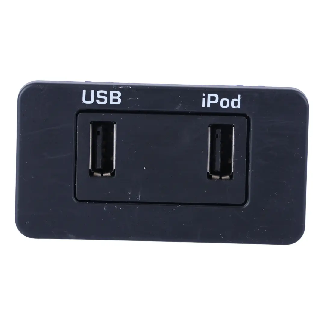 USB Socket Connection Port to Land Rover Discovery 4 L319 Dual with Part number CH22-19C166-AB Land Rover Discovery 4 L319 Dual USB Socket Connection Port - SKU CH22-19C166-AB - Part number CH22-19C166-AB