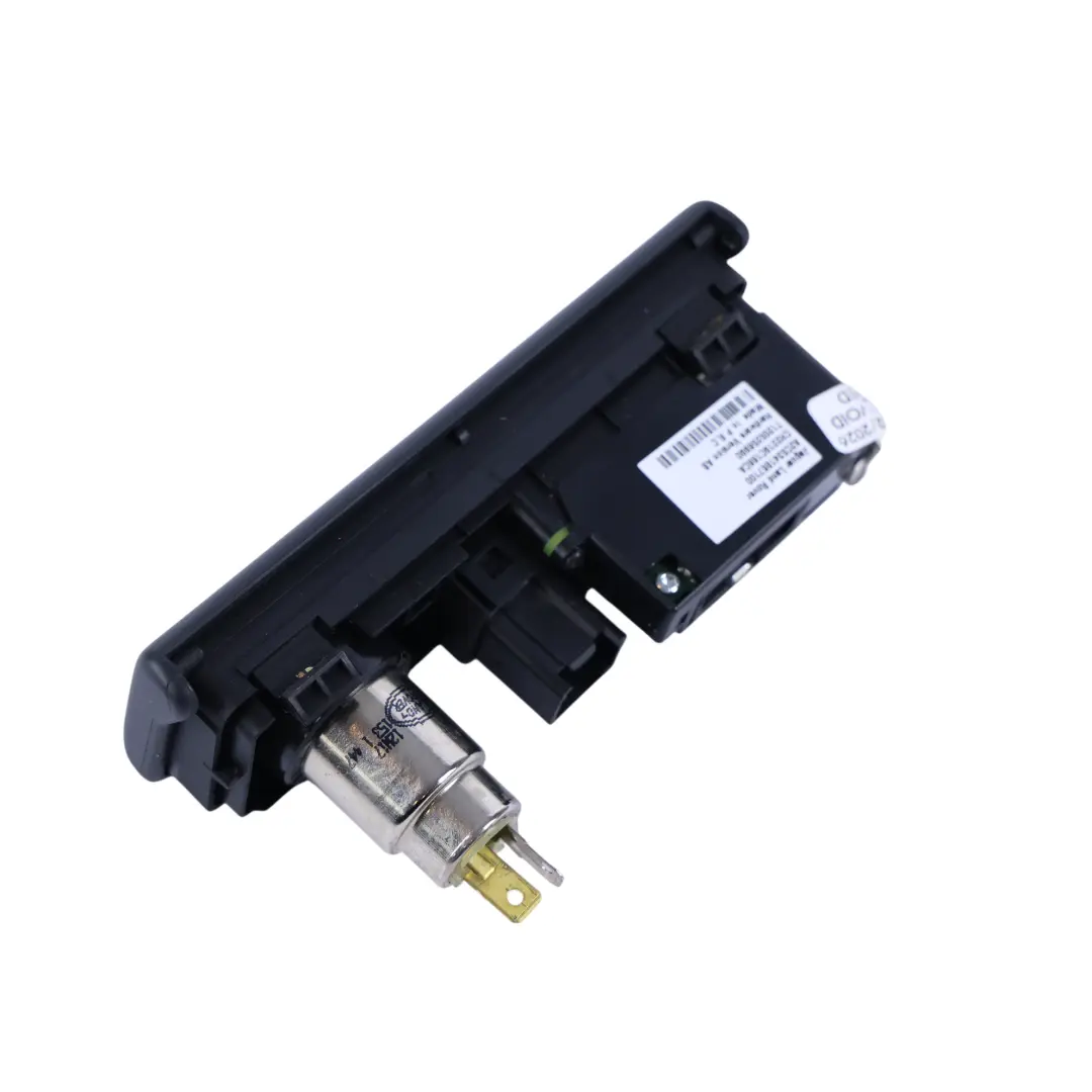 Panneau Prise Allume-Cigare Auxiliaire pour Land Rover Discovery L319 à propos du numéro de pièce CH22-19C166-CA Land Rover Discovery L319 Panneau Prise Allume-Cigare Auxiliaire - SKU CH22-19C166-CA - Numéro de pièce CH22-19C166-CA