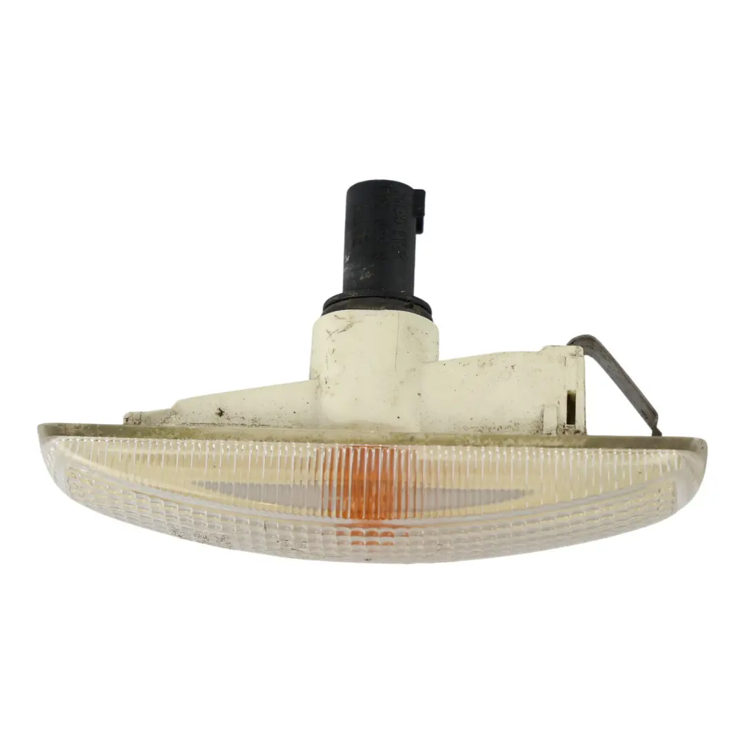 Land Rover Range Rover Sport L320 Luce Indicatore Porta Anteriore CH9H2213N330A - SKU CH9H2213N330-A - Numero di parte CH9H2213N330-A