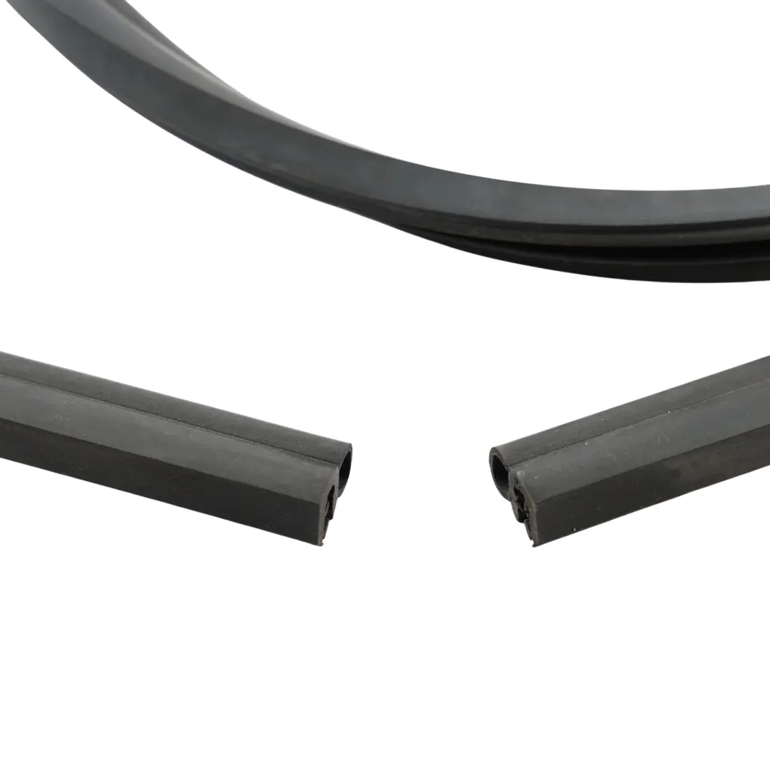 Range Rover Sport L320 Bonnet Hood Front Seal Rubber Gasket - SKU CJE000101 - Part number CJE000101