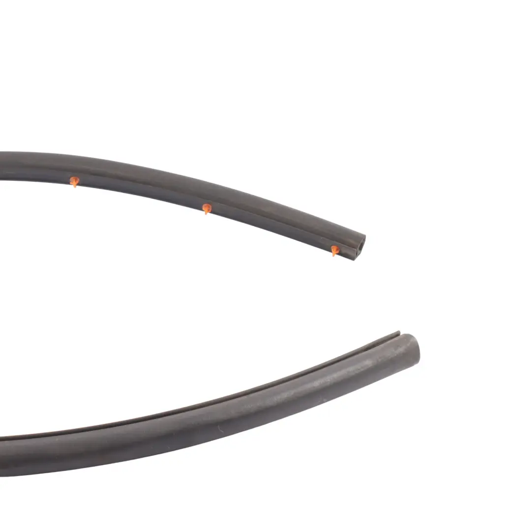 Gasket Seal Hood Bonnet Rubber Sealing to Land Rover Freelander 2 Engine with Part number CJE500020 Land Rover Freelander 2 Engine Gasket Seal Hood Bonnet Rubber Sealing - SKU CJE500020 - Part number CJE500020