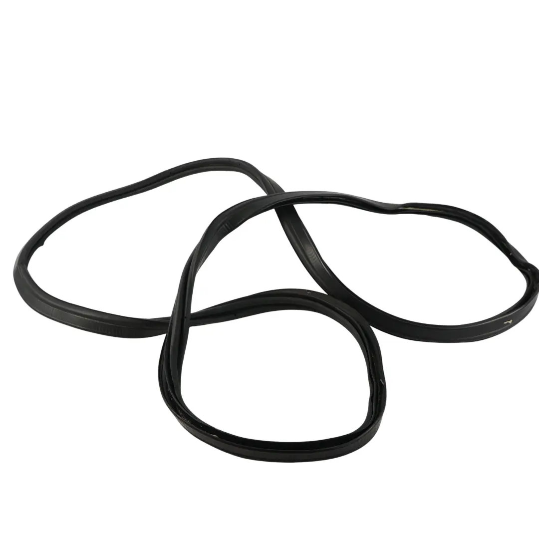 Range Rover Sport L320 Tailgate Window Seal Gasket Rubber Surround - SKU CKE500022 - Part number CKE500022