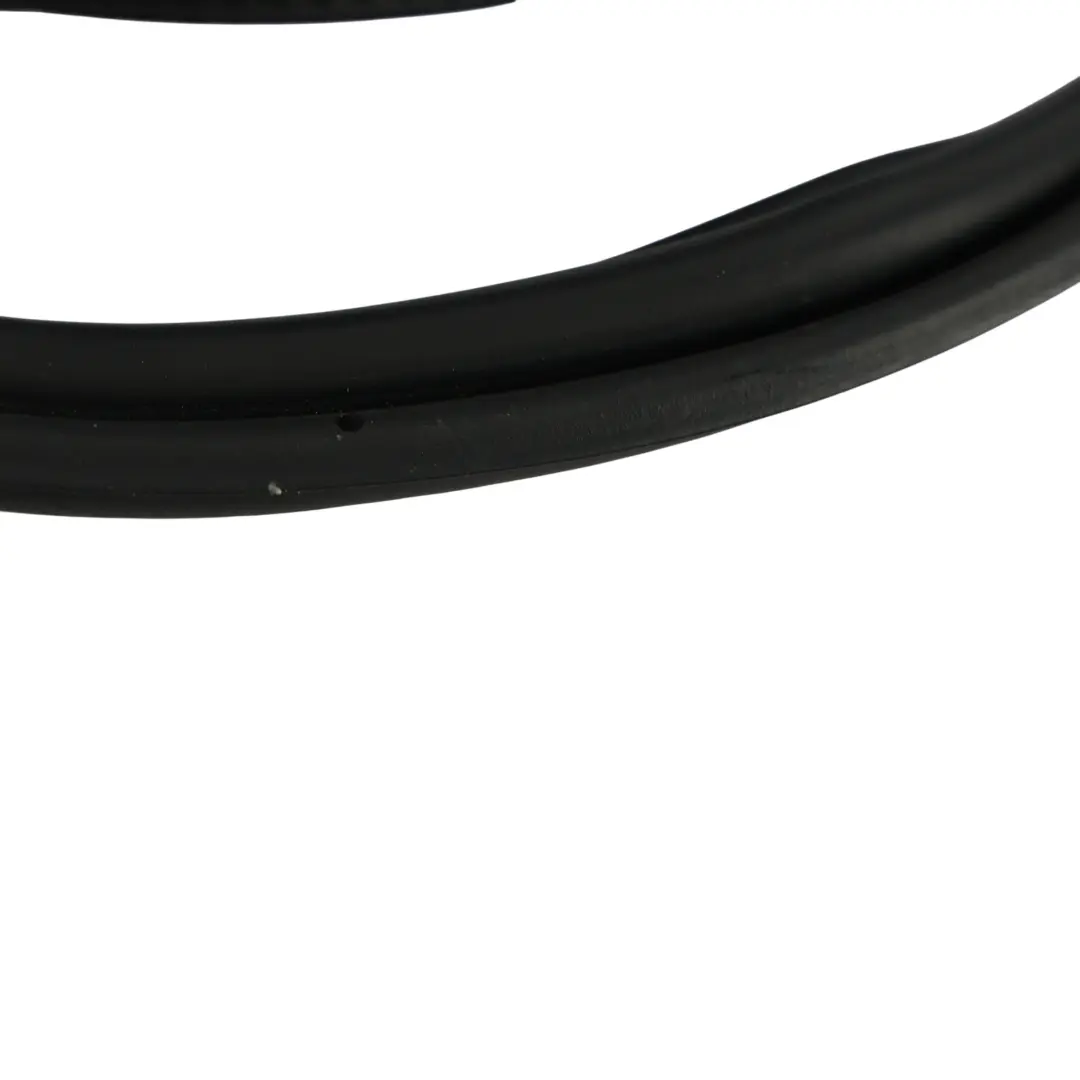 Range Rover Sport L320 Tailgate Window Seal Gasket Rubber Surround - SKU CKE500022 - Part number CKE500022