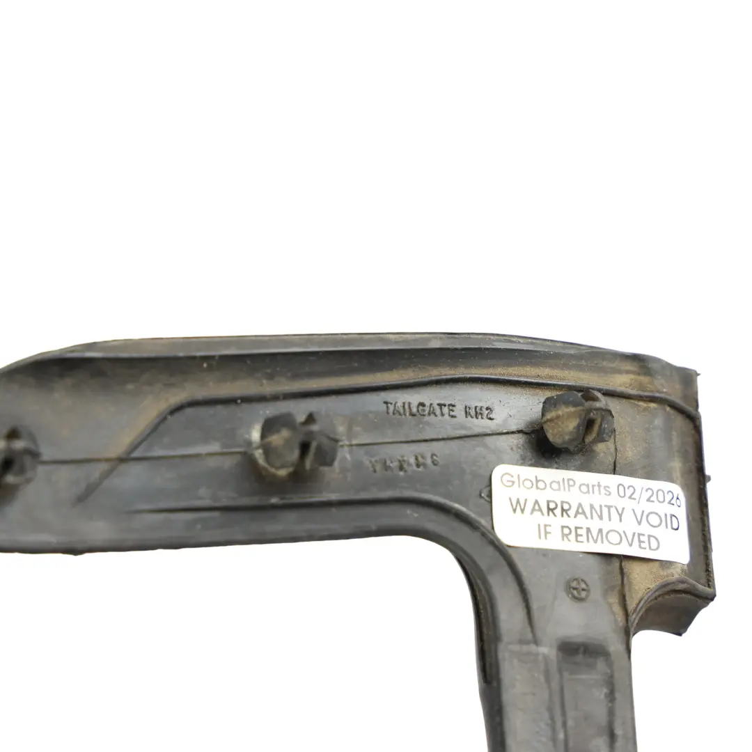 Guarnizione Portellone Posteriore 4H22-40370-AB per Land Rover Discovery 4 L319 con numero di parte CKE500120 Land Rover Discovery 4 L319 Guarnizione Portellone Posteriore 4H22-40370-AB - SKU CKE500120 - Numero di parte CKE500120