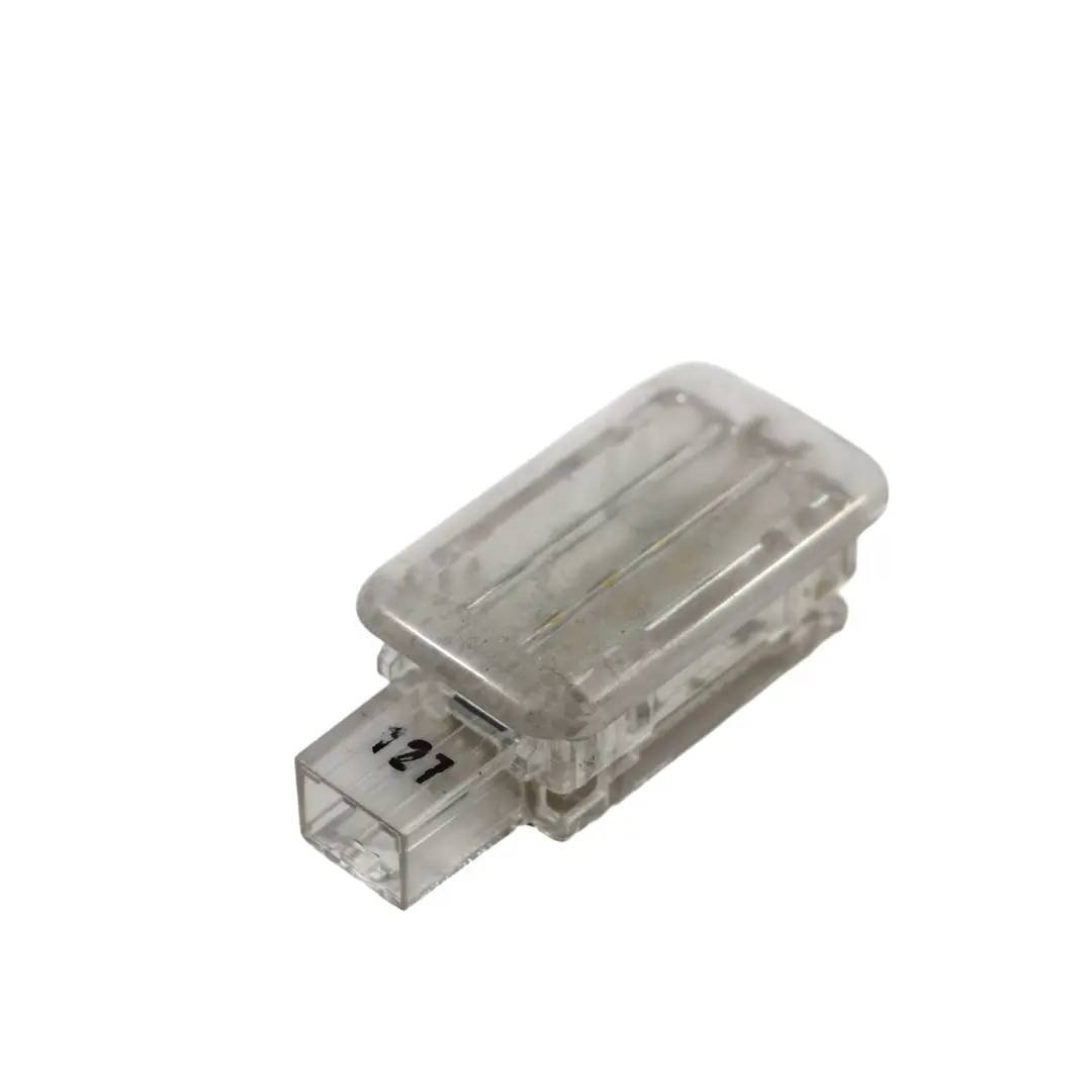 Iluminación De La Lámpara Maletero para Land Rover Discovery Sport L550 con número de pieza CPLA-13776 Land Rover Discovery Sport L550 Iluminación De La Lámpara Maletero - SKU CPLA-13776 - Número de pieza CPLA-13776