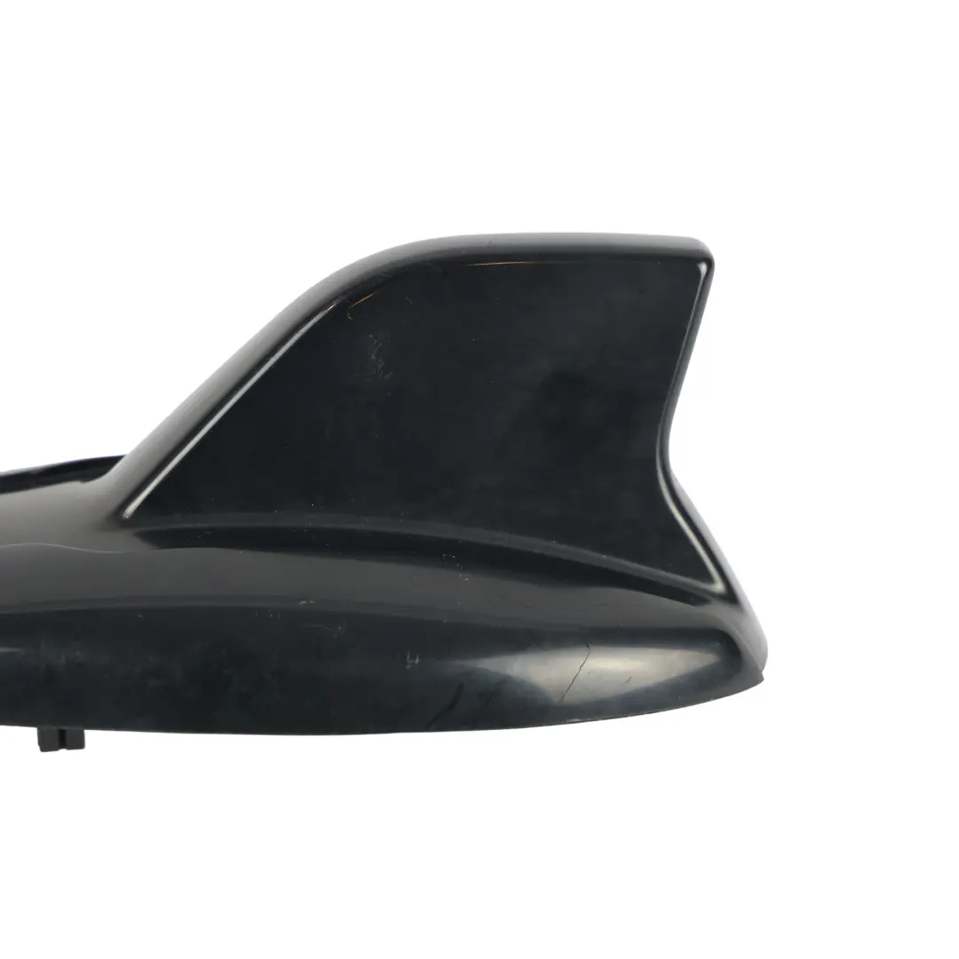 Antena Dachowa Rekin do Land Rover Discovery Sport L550 o numerze CPLA-19C089-FD Land Rover Discovery Sport L550 Antena Dachowa Rekin - SKU CPLA-19C089-FD - Numer Części CPLA-19C089-FD