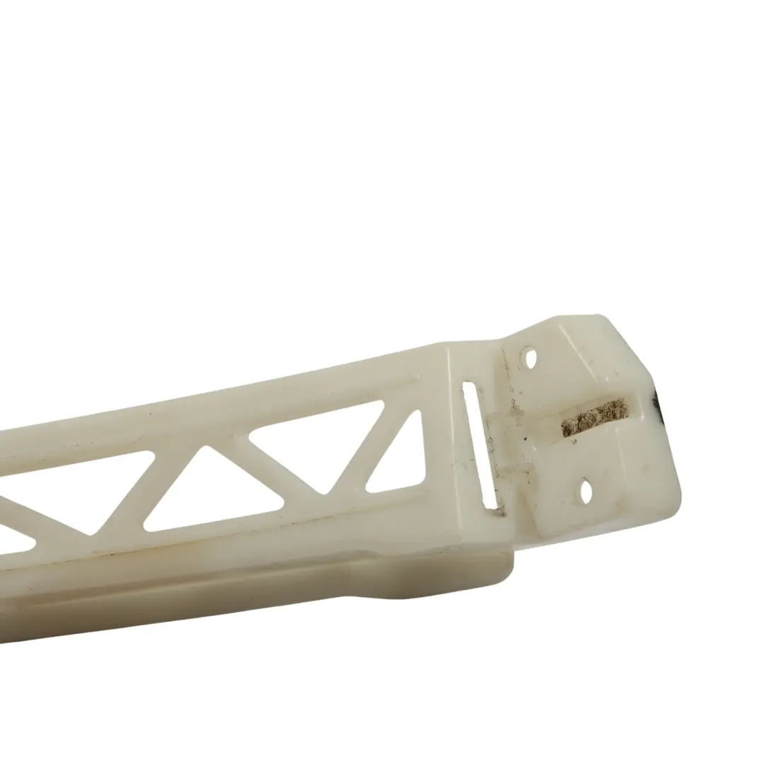 Uchwyt Montażowy Słupka Tylnego Prawego do Range Rover L405 o numerze CPLA-281K34-B Range Rover L405 Uchwyt Montażowy Słupka Tylnego Prawego - SKU CPLA-281K34-B - Numer Części CPLA-281K34-B